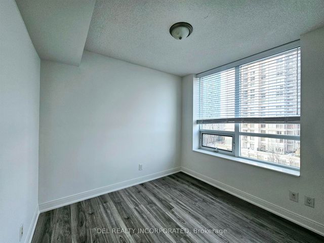 656 - 25 Viking Lane
