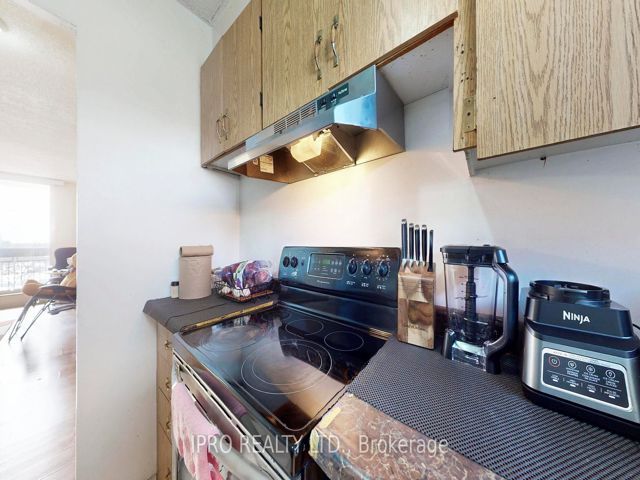 637 - 4645 Jane St