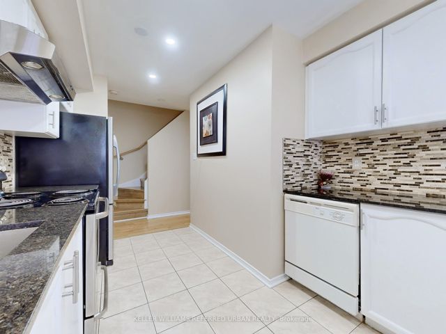 306 - 64 Sidney Belsey Cres
