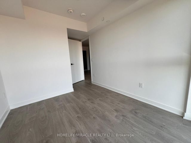 322 - 36 Zorra St