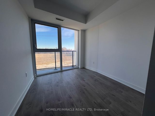 322 - 36 Zorra St