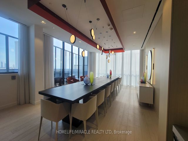 322 - 36 Zorra St