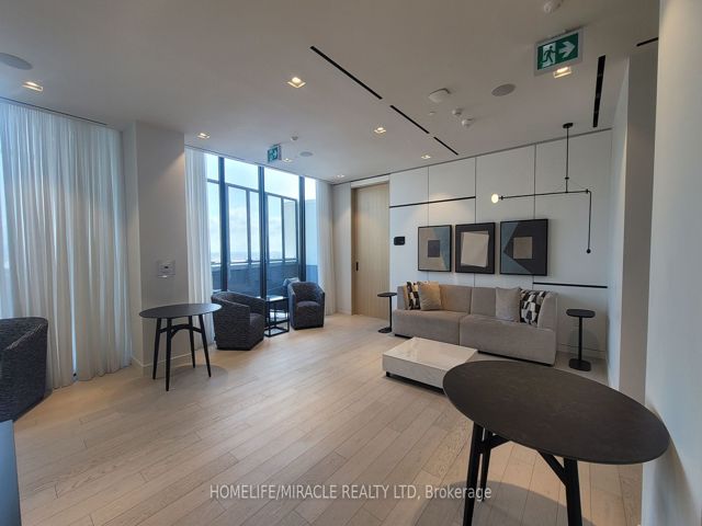 322 - 36 Zorra St