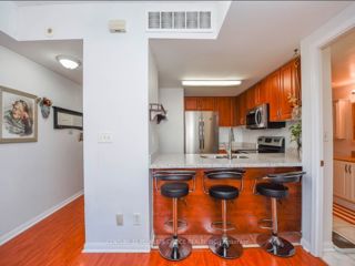 2045 - 3033 Finch Ave W
