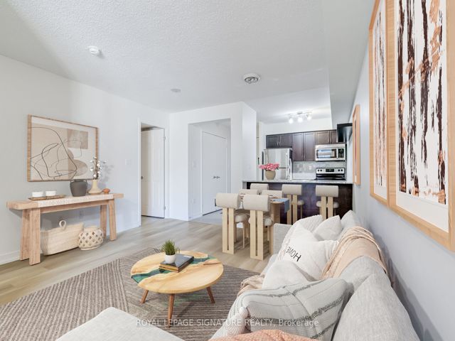 726 - 816 Lansdowne Ave