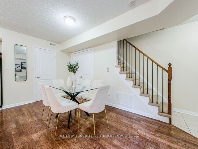 132 - 11 Foundry Ave N