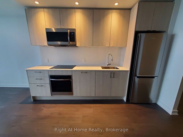 2707 - 1928 Lake Shore Blvd W
