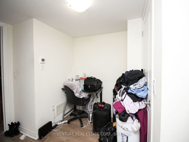 10 - 146 William Duncan Rd