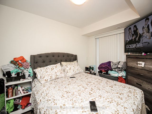 10 - 146 William Duncan Rd