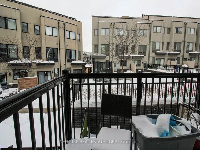 10 - 146 William Duncan Rd