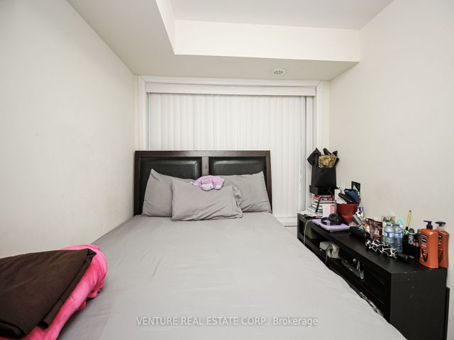 10 - 146 William Duncan Rd