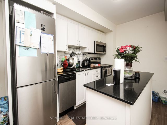 10 - 146 William Duncan Rd