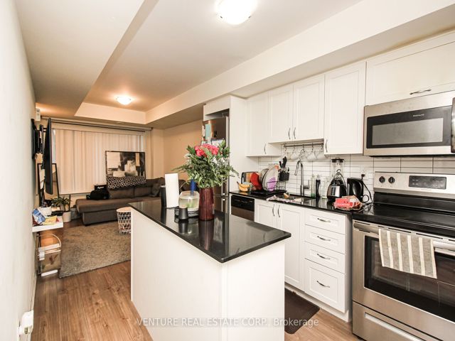 10 - 146 William Duncan Rd
