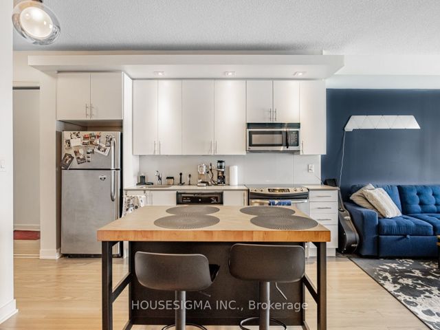 2834 - 165 Legion Rd N