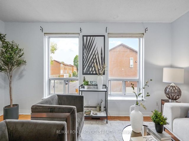 207 - 6442 Finch Ave W