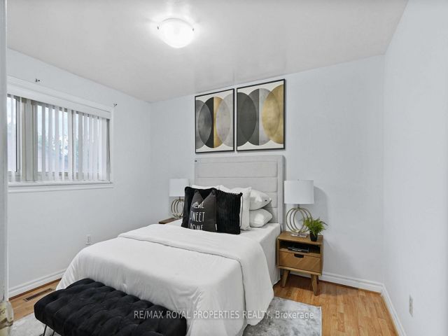207 - 6442 Finch Ave W