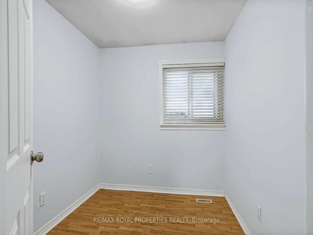 207 - 6442 Finch Ave W