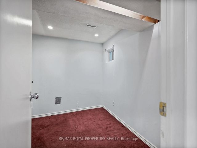 207 - 6442 Finch Ave W