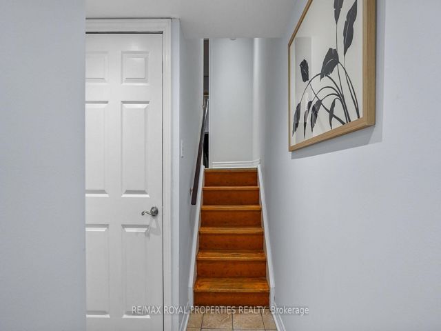 207 - 6442 Finch Ave W
