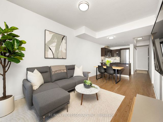 2815 - 90 Park Lawn Rd