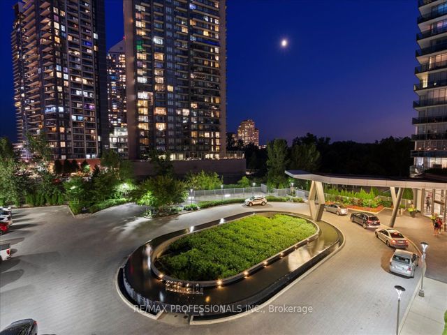 2815 - 90 Park Lawn Rd