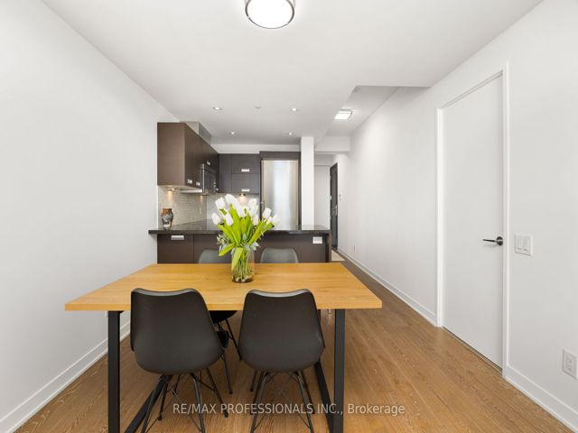 2815 - 90 Park Lawn Rd