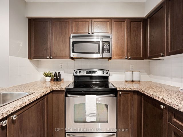 906 - 5 Michael Power Pl