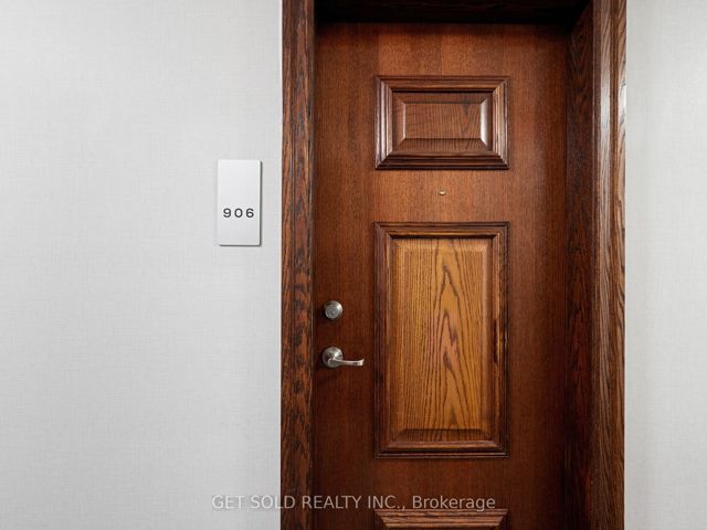906 - 5 Michael Power Pl
