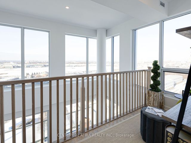 Ph10 - 1100 Sheppard Ave W