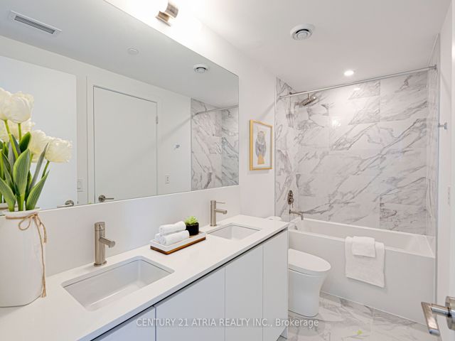 Ph10 - 1100 Sheppard Ave W