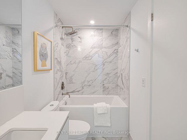 Ph10 - 1100 Sheppard Ave W