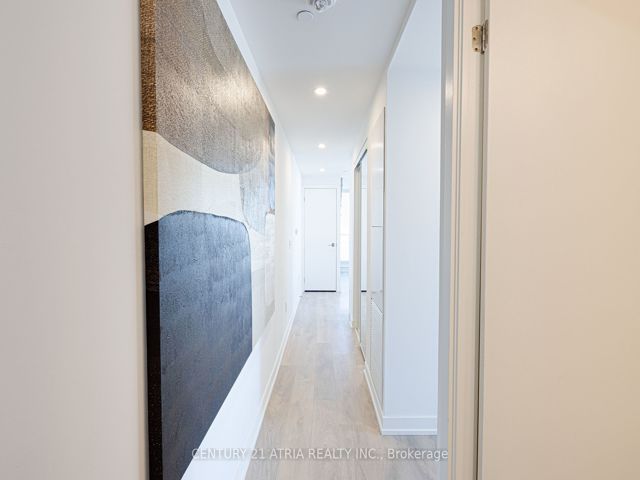 Ph10 - 1100 Sheppard Ave W