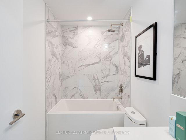 Ph10 - 1100 Sheppard Ave W