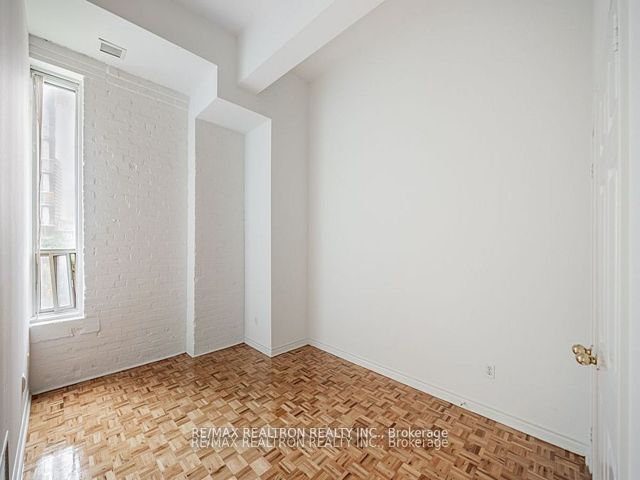 125 - 1401 Dupont St