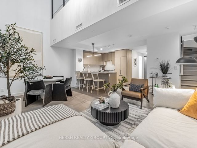 101 - 160 Kingsway Cres