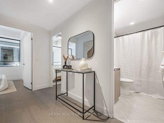 101 - 160 Kingsway Cres