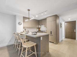 101 - 160 Kingsway Cres