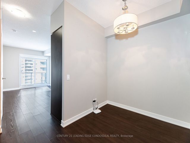 2103 - 2220 Lake Shore Blvd W
