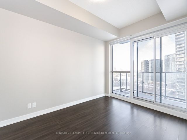 2103 - 2220 Lake Shore Blvd W