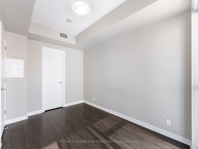 2103 - 2220 Lake Shore Blvd W