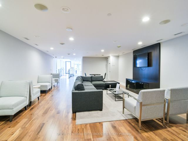 2103 - 2220 Lake Shore Blvd W