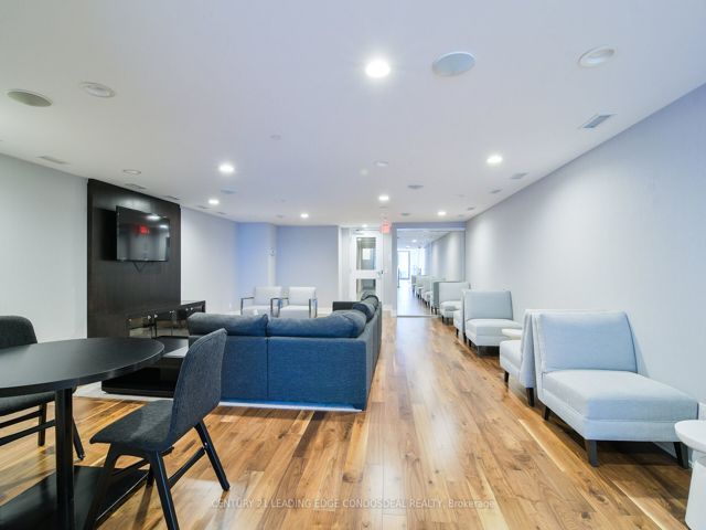 2103 - 2220 Lake Shore Blvd W