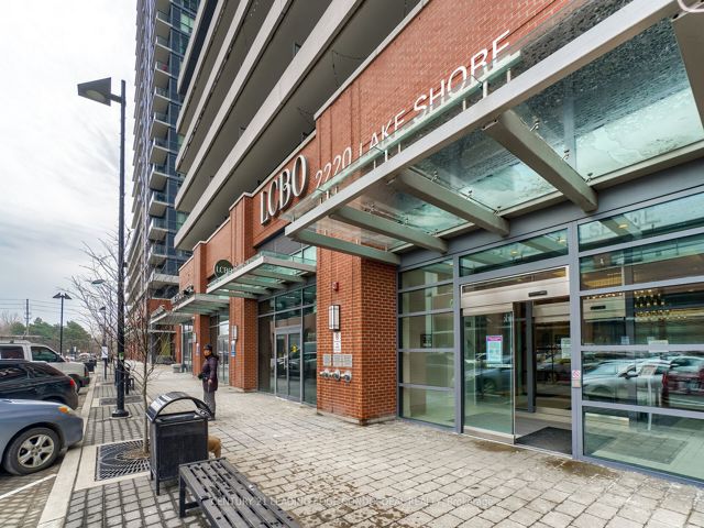 2103 - 2220 Lake Shore Blvd W