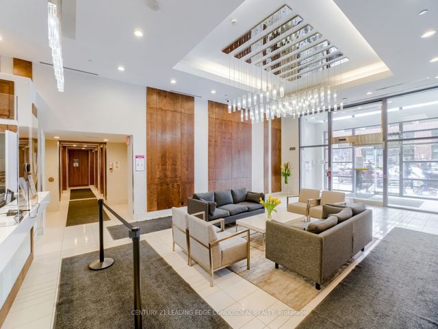 2103 - 2220 Lake Shore Blvd W