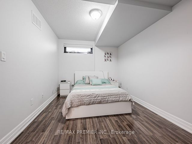 624 - 140 Widdicombe Hill Blvd