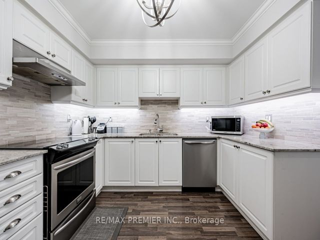 624 - 140 Widdicombe Hill Blvd