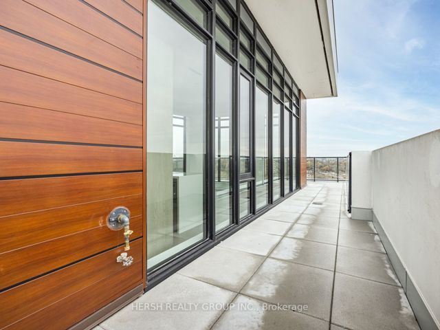 808 - 160 Kingsway Cres