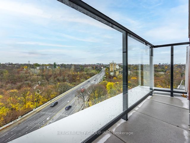 808 - 160 Kingsway Cres