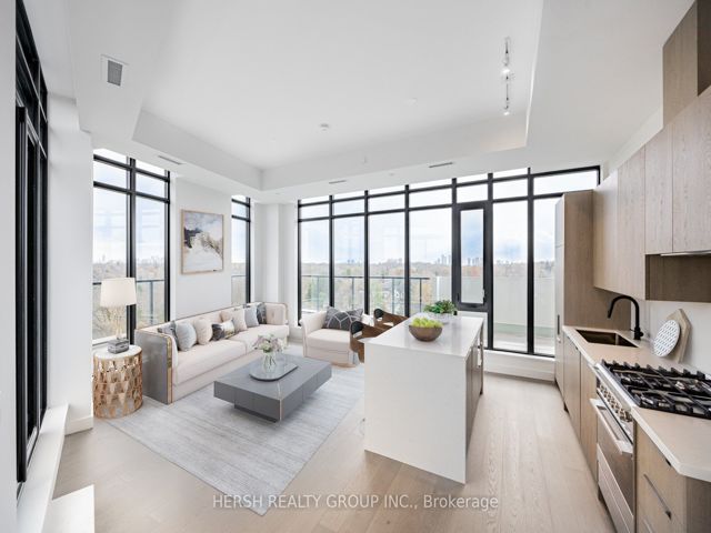 808 - 160 Kingsway Cres