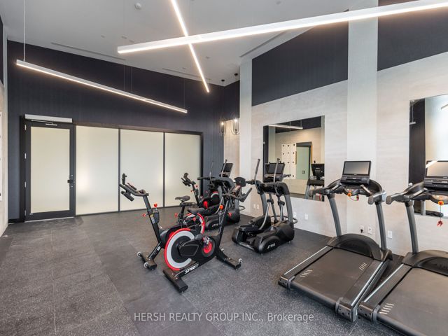 808 - 160 Kingsway Cres